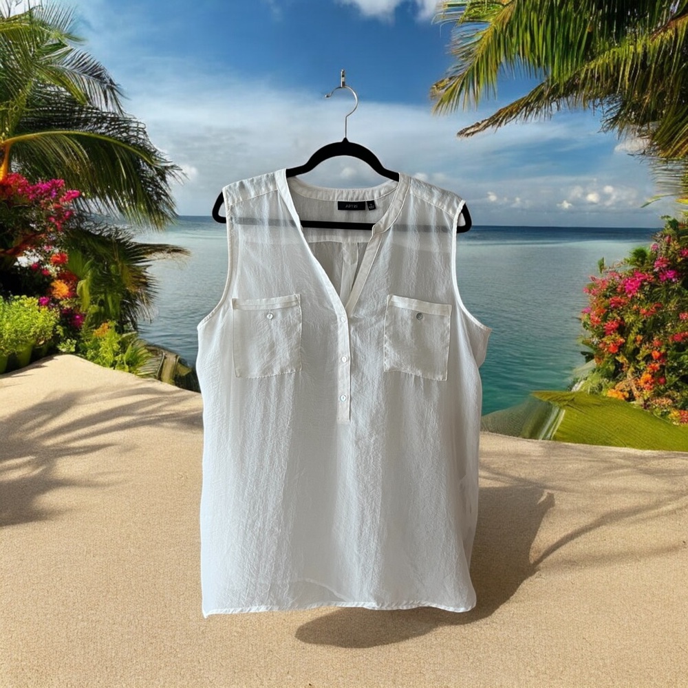 Apt. 9 Light Cream Semi Sheer Button Front Sleeveless Top